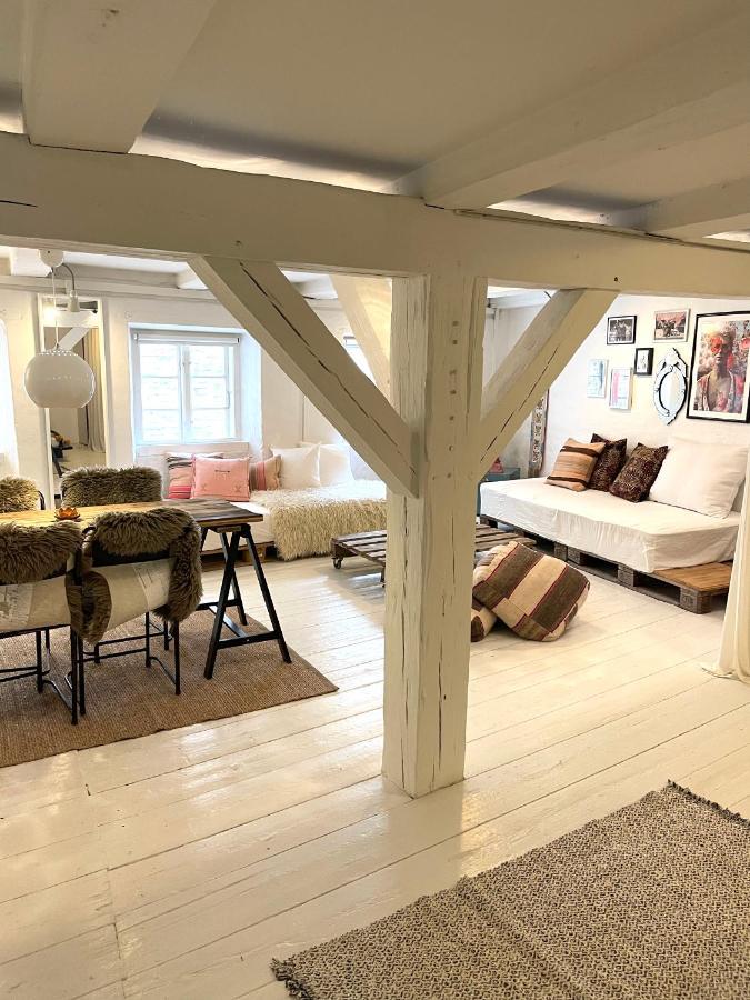 A Charming And Beautiful Oasis In The Heart Of Leilighet København
